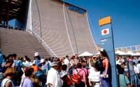 El pabellón de Japón en la Expo 92, hecho completamente de madera, es uno de los pabellones efímeros que dijo adiós tras la clausura. / El Correo
