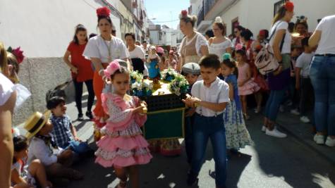 La ‘Jira chica’ abre el camino a la romería de este domingo en Los Palacios y Villafranca
