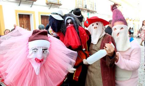 Fuentes de Andalucía promociona su Carnaval en la Casa de la Provincia