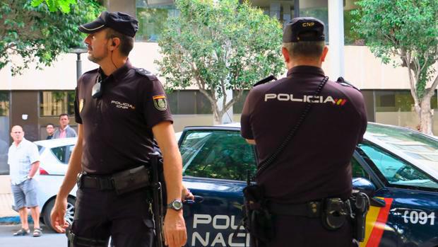 Investigan el robo con violencia en una urbanización de lujo de Marbella