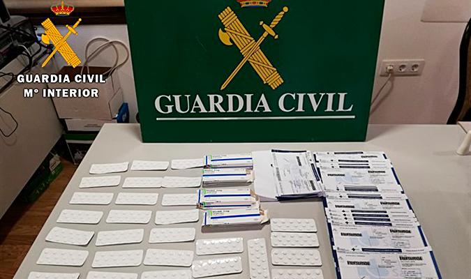 Una operación de la Guardia Civil contra falsificación de recetas médicas. / El Correo