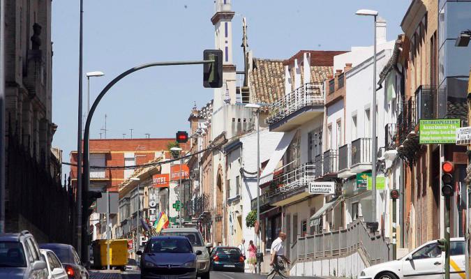 Imagen de la calle Real de Castilleja de la Cuesta donde se desarrollaron los hechos. Foto: El Correo.