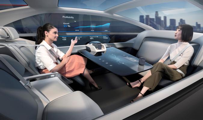 Un escenario ideal de conducción autónoma es este, en el que los pasajeros viajan sin atender a la carretera. | Imagen: Prototipo Volvo360c
