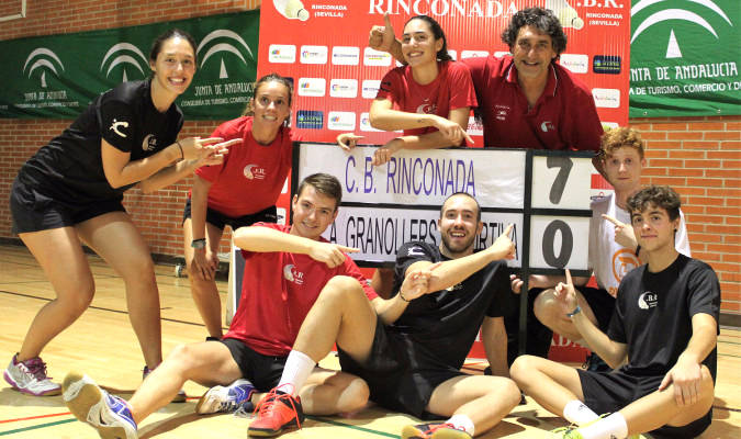 Natación, badminton, gimnasia, rugby o voleibol,... descubre dónde participar en Sevilla 