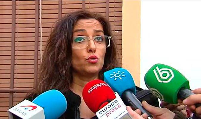 La portavoz del Grupo Ciudadanos en el Ayuntamiento de Castilleja de la Cuesta, Carmen López. / El Correo