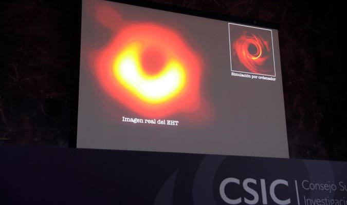 La primera imagen de un agujero negro se ajusta a la teoría