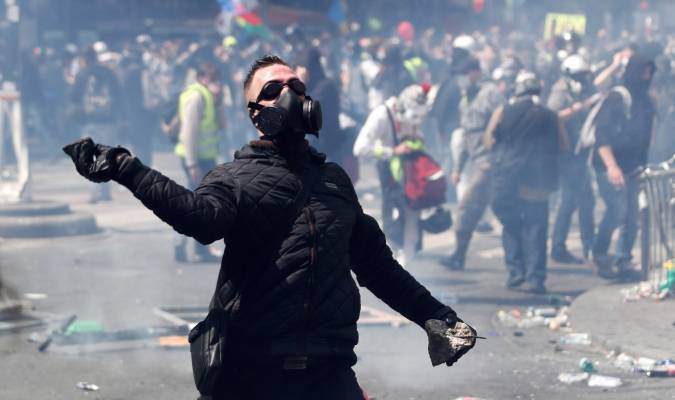 Más de 100 detenidos en París para prevenir altercados en la manifestación