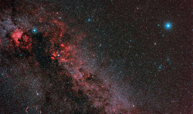 Constelaciones del Cisne y la Lyra. / Fotografía de Asociación Astronómica de Burgos