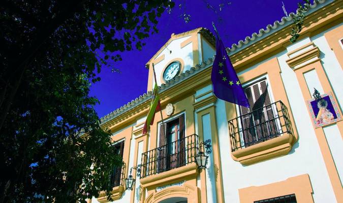 El Ayuntamiento de Guillena oferta una plaza para contratar a un trabajador social
