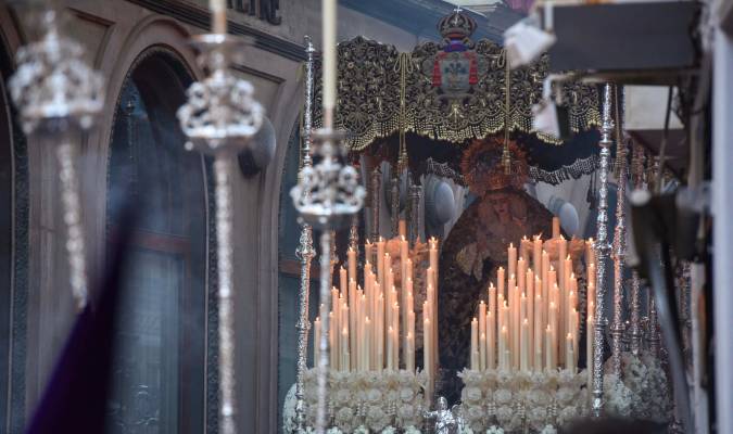 La Virgen de la Encarnación Coronada en la estación de penitencia del pasado Martes Santo. Foto: Jesús Barrera. 