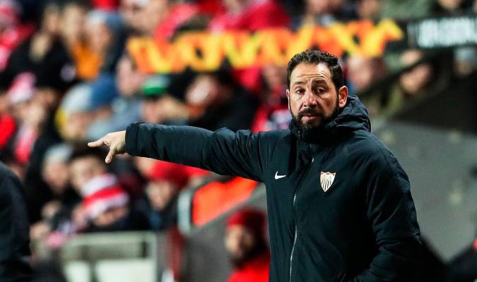 El entrenador del Sevilla, Pablo Machin. EFE/ Martin Divisek