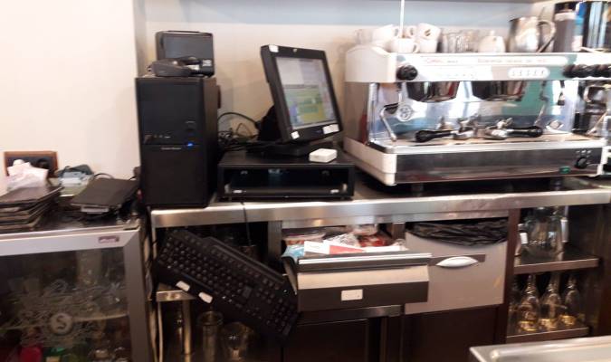 Estado en el que ha quedado la máquina registradora del restaurante Vidal. Foto: Acoprober. 