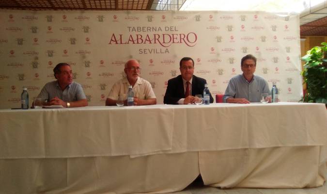 La tertulia del Alabardero también premia a Pablo Aguado