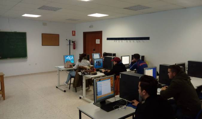 Comienzan las clases de la escuela-taller ‘Agilius’ de técnico de sistema microinformático 