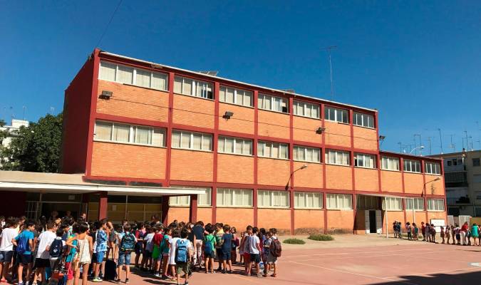 El colegio Alfares de Triana contará con una nueva zona de juegos infantiles