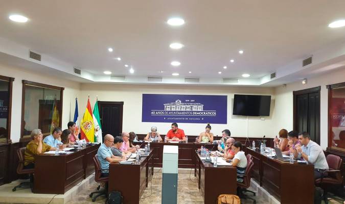 El Ayuntamiento de Guillena celebra el primer pleno ordinario de la legislatura 2019-23