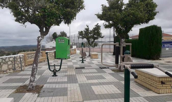 Los vecinos de La Mezquitilla ya tienen su parque biosaludable