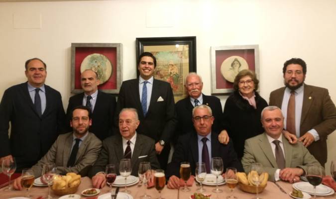 Imagen del encuentro de pregoneros de Glorias de Sevilla en El Rinconcillo. Foto: J.M.L.