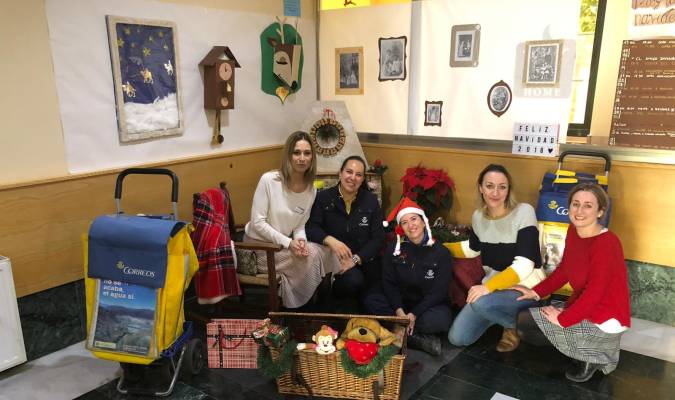 Correos recoge las cartas para los Reyes Magos en hospitales y centros de la provincia de Sevilla