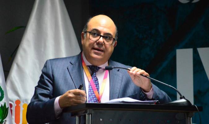 Alejandro Roca, director principal del acceso a la información de la Organización Mundial de la Propiedad Intelectual (OMPI), participa en la jornada del martes 19 de febrero en Sevilla.
