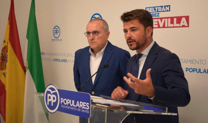 Beltrán Pérez, portavoz del PP en el Ayuntamiento de Sevilla.