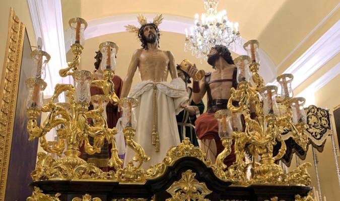 Paso de misterio de Jesús Despojado. Foto: @RubenGarLo