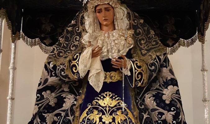 La Virgen de la Hiniesta sacará la nueva saya bordada por Manuel Solano. 