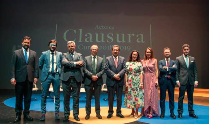 El Instituto de Estudios Cajasol clausura el curso académico 2018/2019