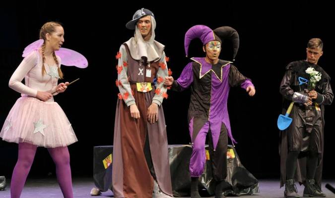 Viernes 15 de febrero, final del concurso de Cádiz con el cuarteto juvenil de Guillena ‘Blanquita I y los Caballeros de la Mesa Semicircular: The Comedy’