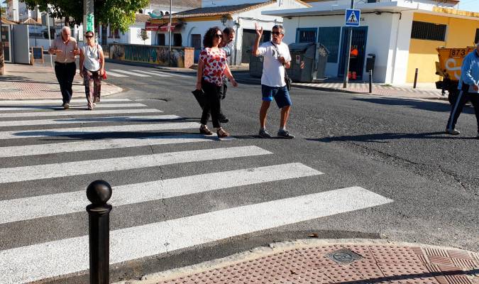 Ayuntamiento elimina barreras arquitectónicas en la barriada Elcano