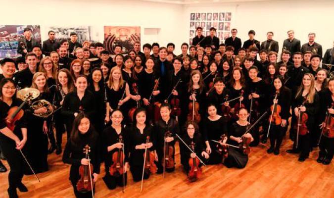 La New York Youth Symphony educa e inspira a jóvenes músicos de entre 12 y 22 años. 