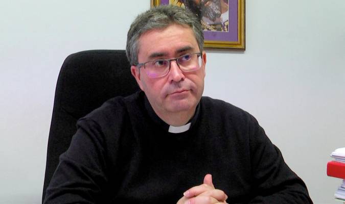 Marcelino Manzano, delegado diocesano de hermandades y cofradías. / El Correo