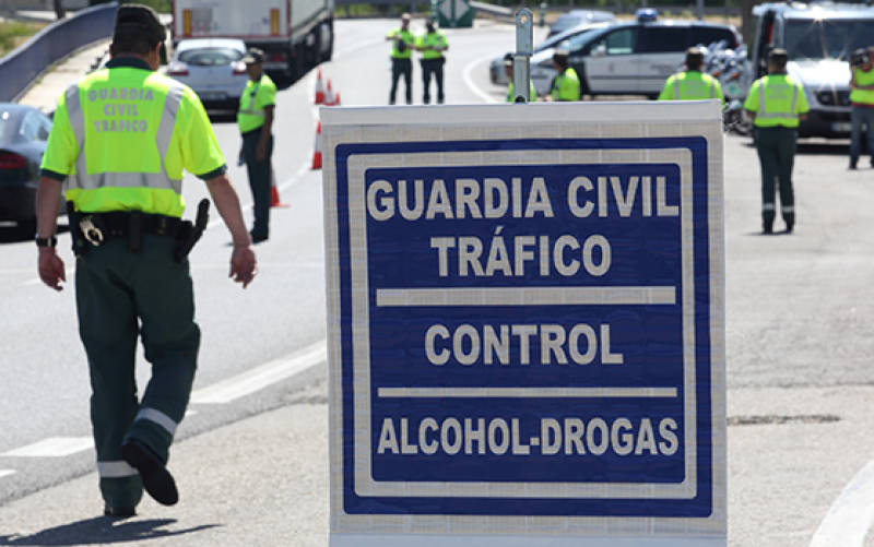 La DGT incrementa desde este lunes los controles de alcohol y drogas