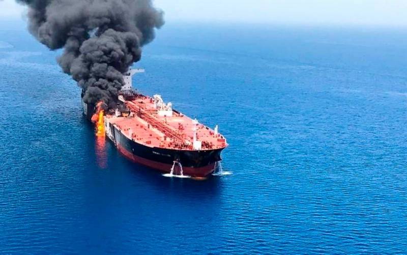 El precio del petróleo se ha disparado tras el ataque en el estrecho de Ormuz. / EFE