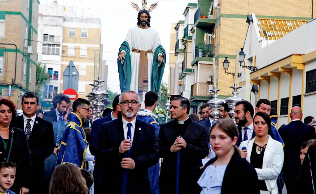 Regreso del Cristo de la Paz a su capilla en Alcalá