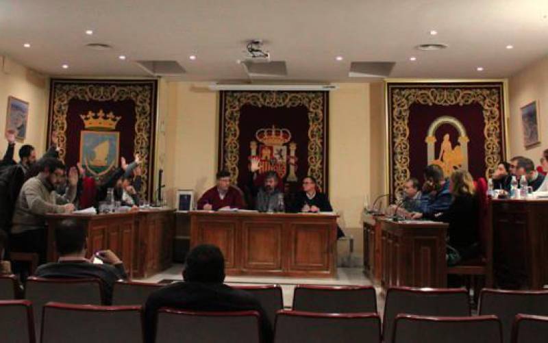 Pleno del Ayuntamiento de Coria del Río. / F. C.