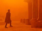La estética de ‘Blade Runner 2049’ no deja indiferente a nadie y respeta lo que ya conocíamos del universo que dibujó Ridley Scott en Blade Runner. / El Correo