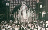 La Esperanza de Triana en la Velá de Santa Ana de 1923.