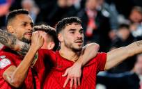 El Sevilla pasa a cuartos de final de la Copa del Rey con un doblete de Isaac Romero