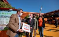 Éxito de público en el primer turno de la XII Feria de Productos Locales ‘Sabores de la Provincia de Sevilla’