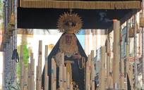 El Santo Entierro cerró una Semana Santa histórica de Dos Hermanas