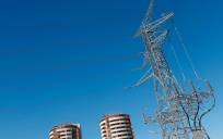La electricidad despide enero con un desplome del precio