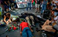 Protesta en Sevilla por la muerte de treinta inmigrantes en Melilla