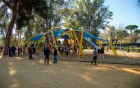 Nueva zona de juegos infantiles de diseño exclusivo en el Riberas del Guadaíra