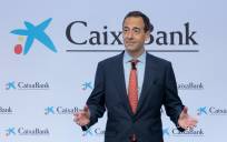 El consejero delegado de CaixaBank, Gonzalo Gortázar, en la presentación de resultados correspondientes al primer trimestre de 2022, el pasado mes de abril. EFE/Biel Alino