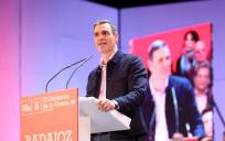 El secretario general del PSOE y presidente del Gobierno, Pedro Sánchez este sábado Badajoz. EFE/ Jero Morales