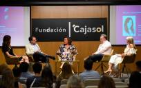 Imagen del encuentro en la Fundación Cajasol. / Jesús Barrera
