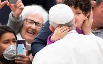 El Papa suspende un encuentro por una leve indisposición