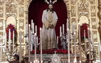 Imagen del Señor en el altar de quinario de este año. Foto: M.F.