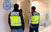 Detenido en Sevilla por embaucar a menores en las redes para abusar de ellas